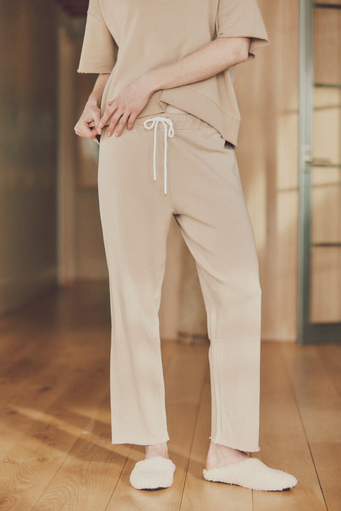 Lounge Crop Pants | Beautifully Constructed | Leallo