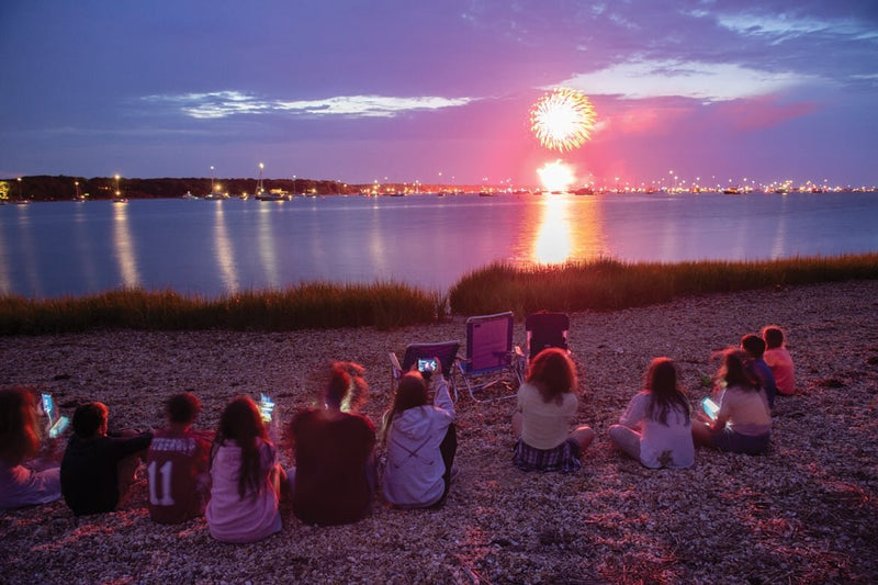 STAFF PICKS: THE BEST FIREWORKS IN THE HAMPTONS
