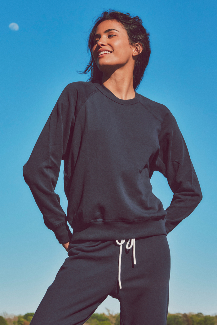 Dune Solid Crewneck