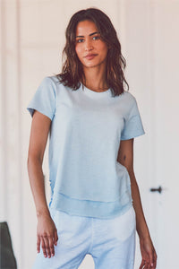 Daisy Ruffle Bottom Tee