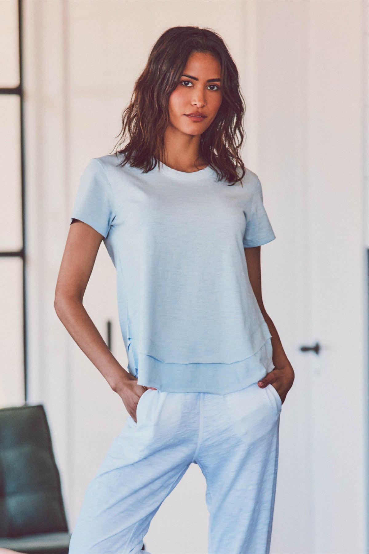 Daisy Ruffle Bottom Tee