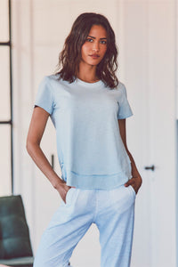 Daisy Ruffle Bottom Tee