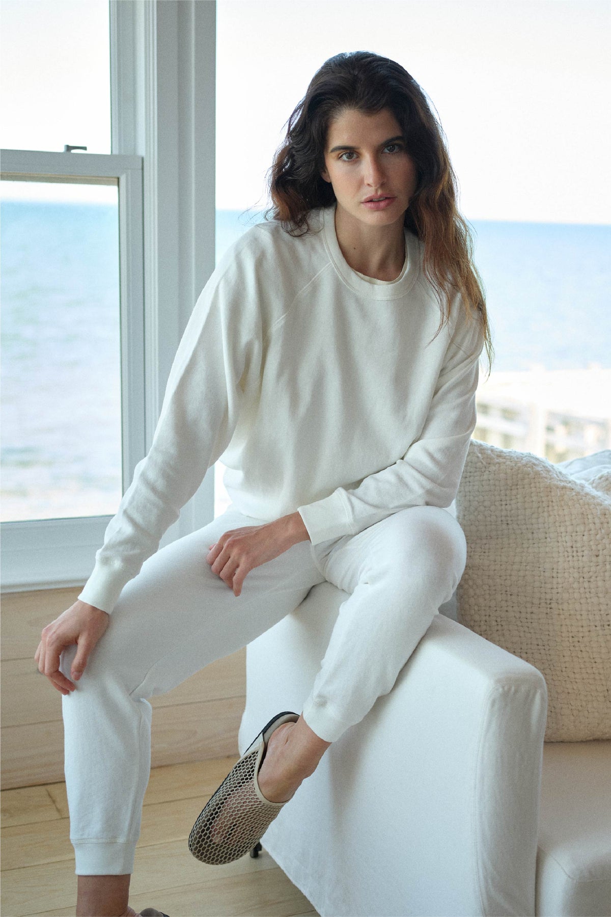 Dune Solid Crewneck