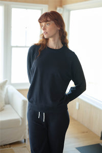 Dune Solid Crewneck
