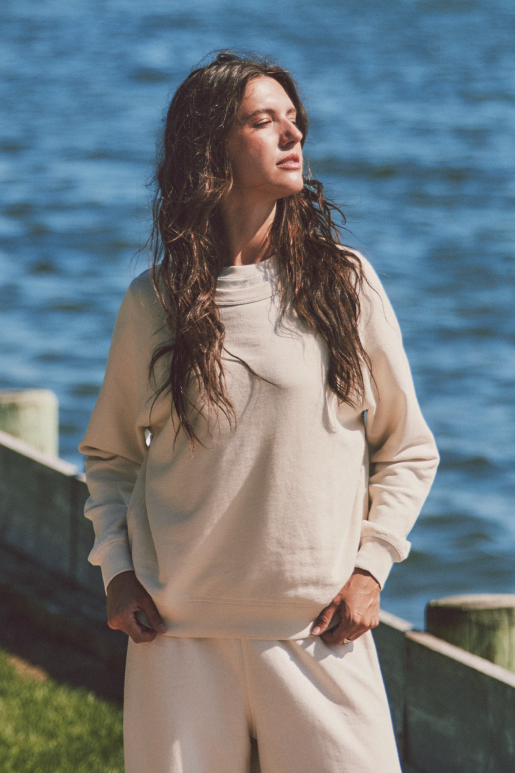 Dune Solid Crewneck