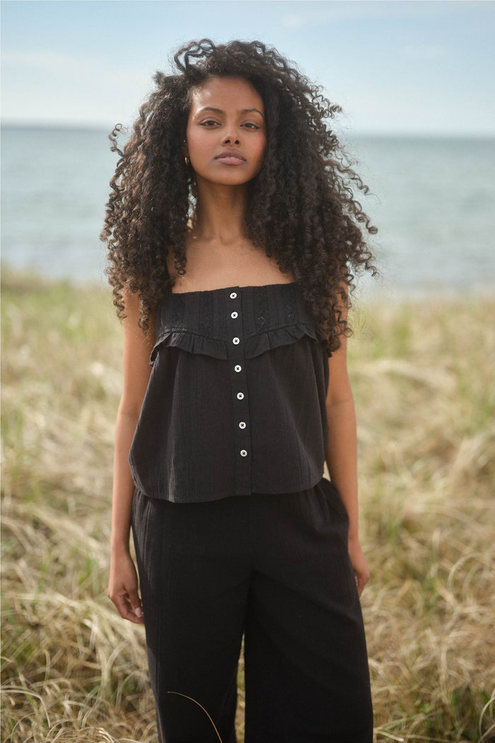 Frankie Top With Lace